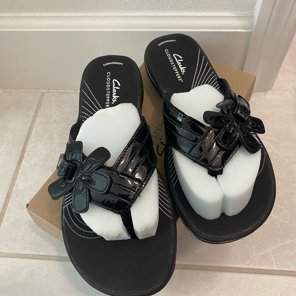 Clarks Cloudsteppers Sandals